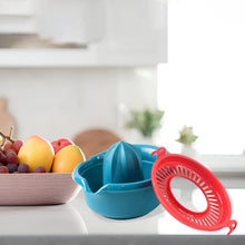 Handheld Citrus Juicer